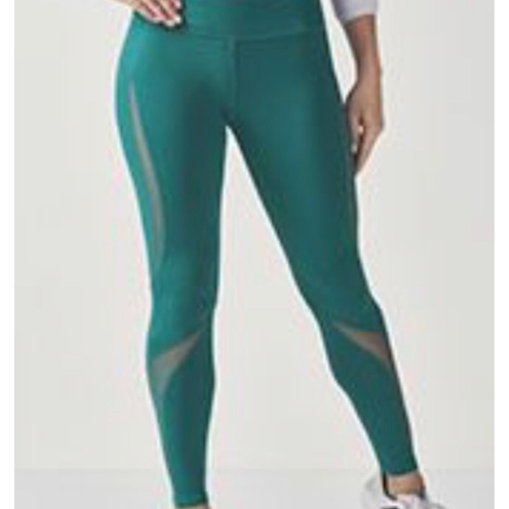 Fabletics Kelly Legging M/6-8